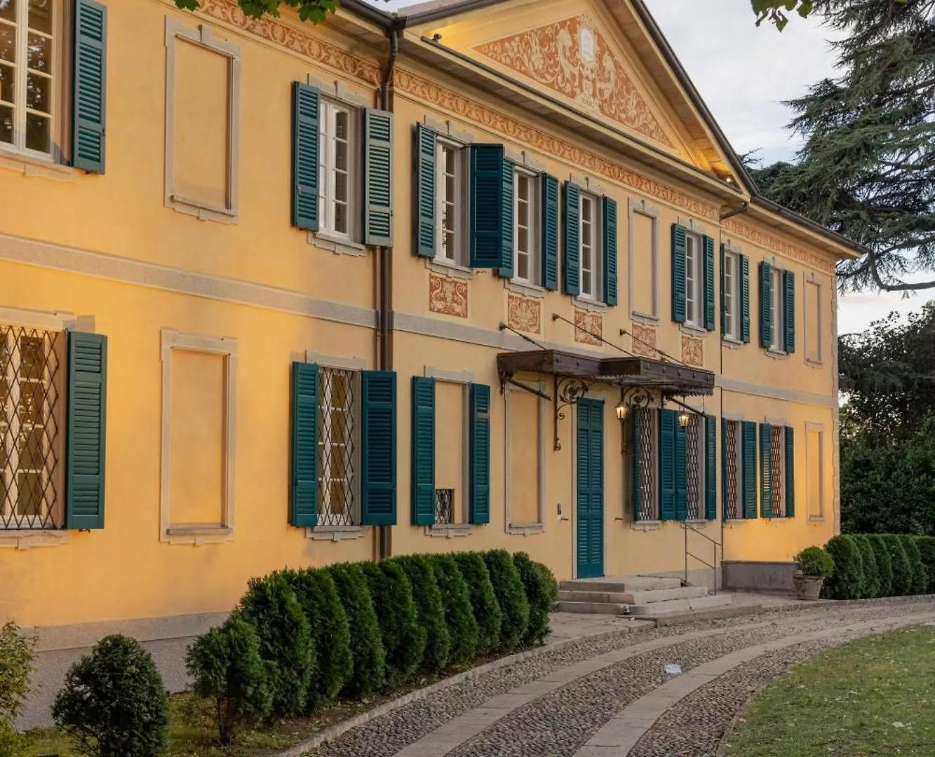 Suite Exclusive In Villa Buttafava Cassano Magnago Italia
