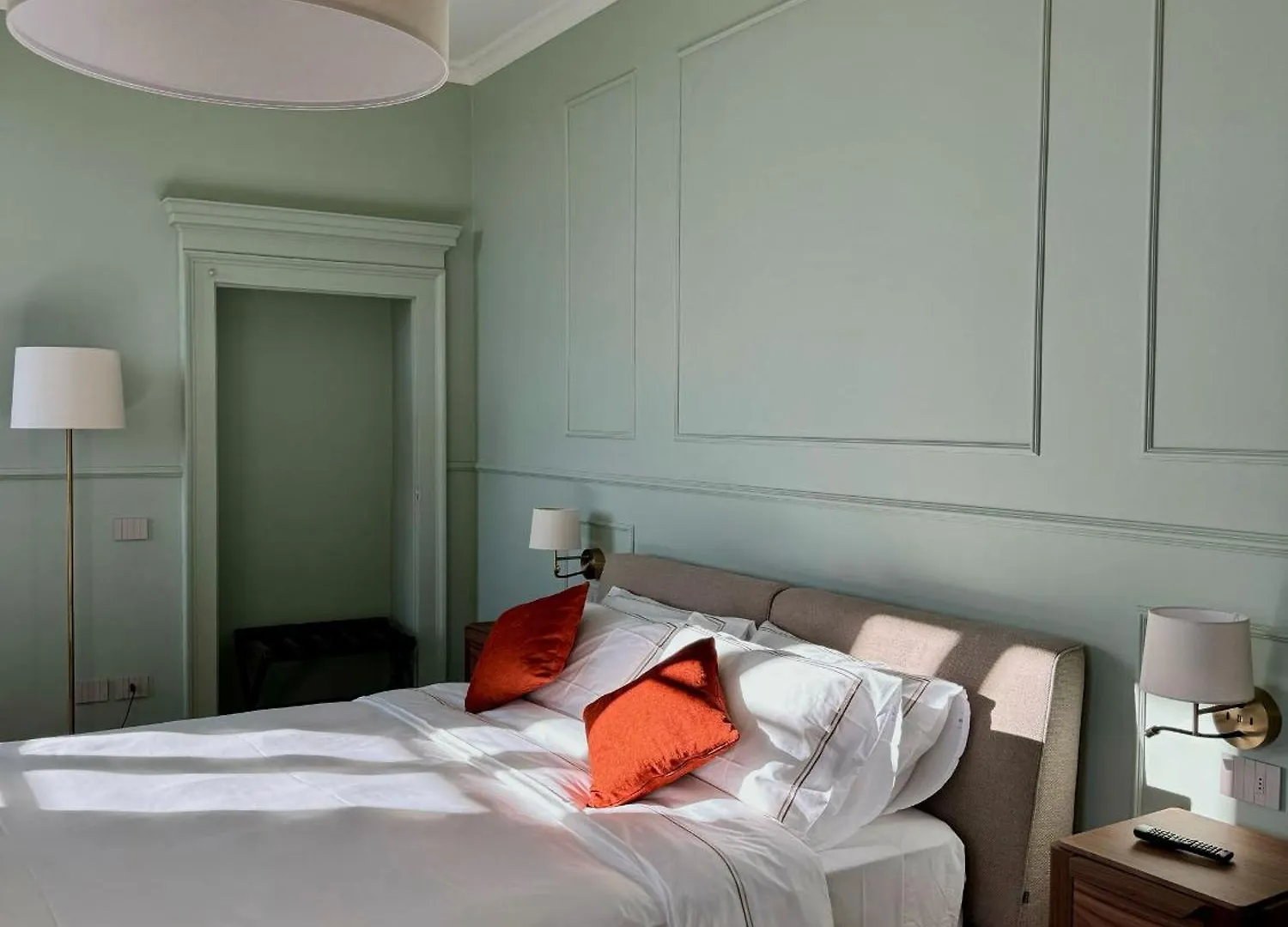 Suite Exclusive In Villa Buttafava Cassano Magnago 0*,  Italia
