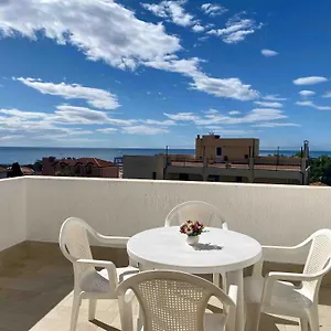 residence-mare-verde-pietra-ligure.hotelitalianriviera.com/